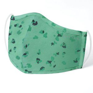 Jaanuu Polished Pebble Face Mask